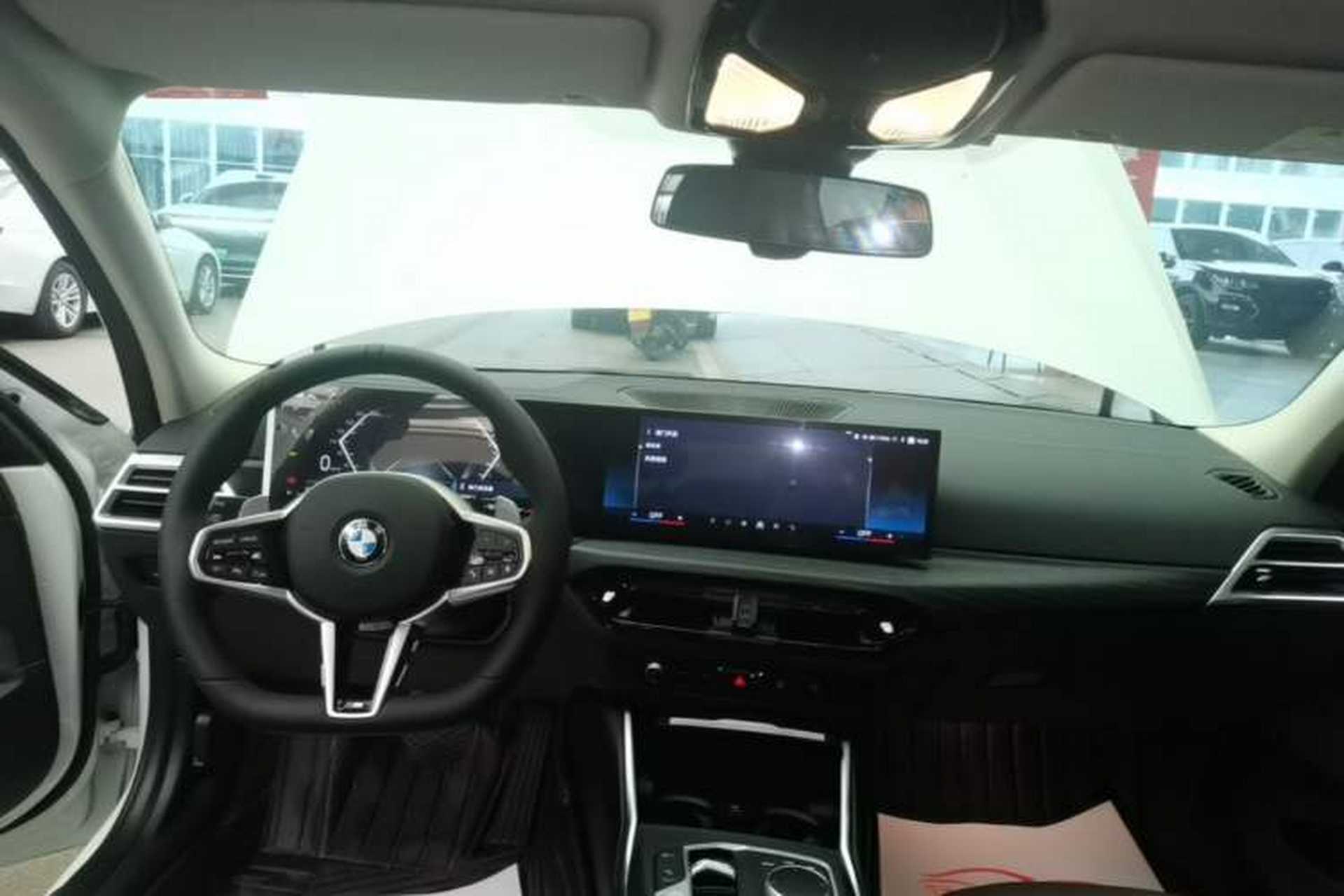 Used BMW 3 Series 2025 325Li M Sport Package Center Console