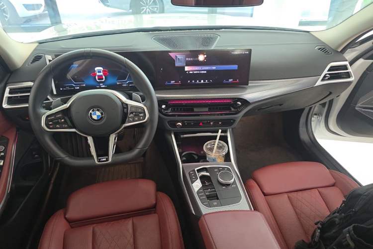 Used BMW 3 Series 2025 330Li M Sport Shadowline Package Center Console
