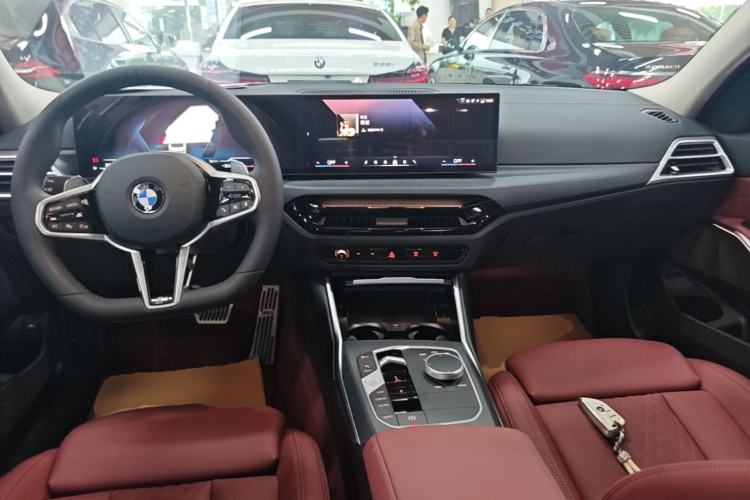 Used BMW 3 Series 2025 325Li M Sport Package Center Console