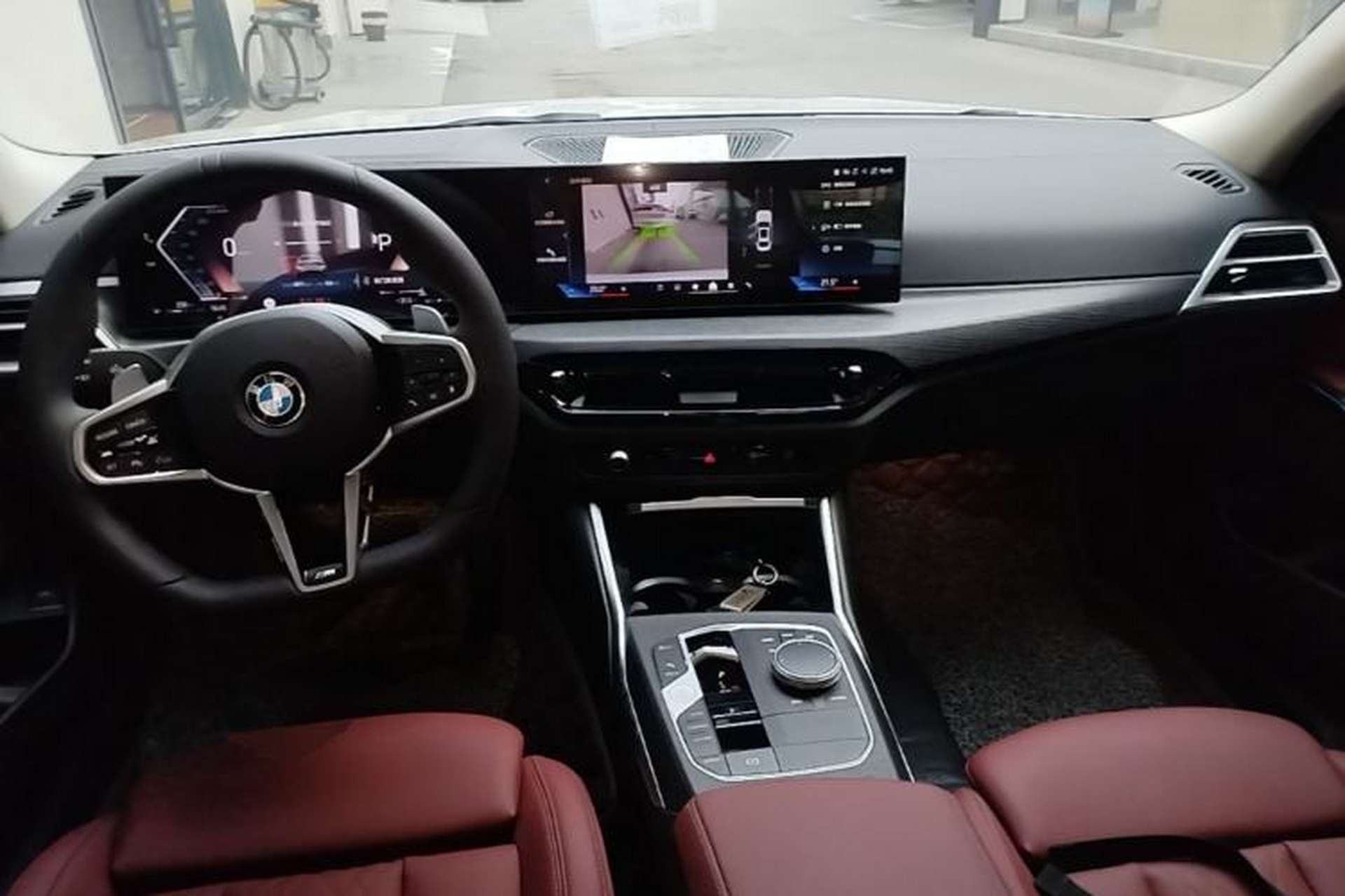 Used BMW 3 Series 2025 325Li M Sport Package Center Console