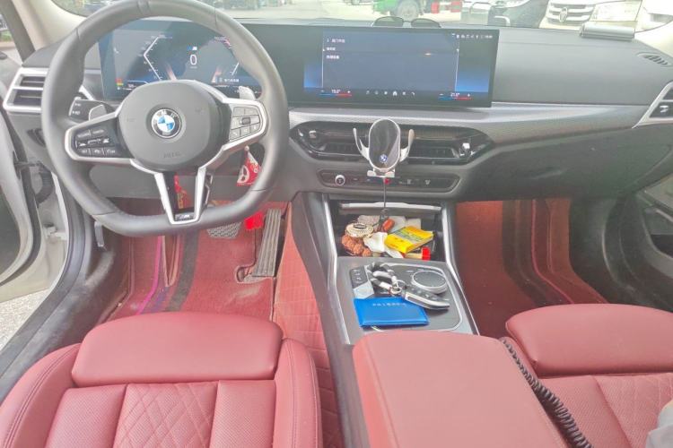 Used BMW 3 Series 2025 330Li M Sport Shadowline Package Center Console