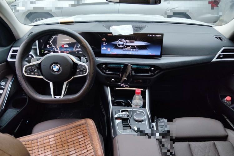 Used BMW 3 Series 2025 325Li M Sport Package Center Console