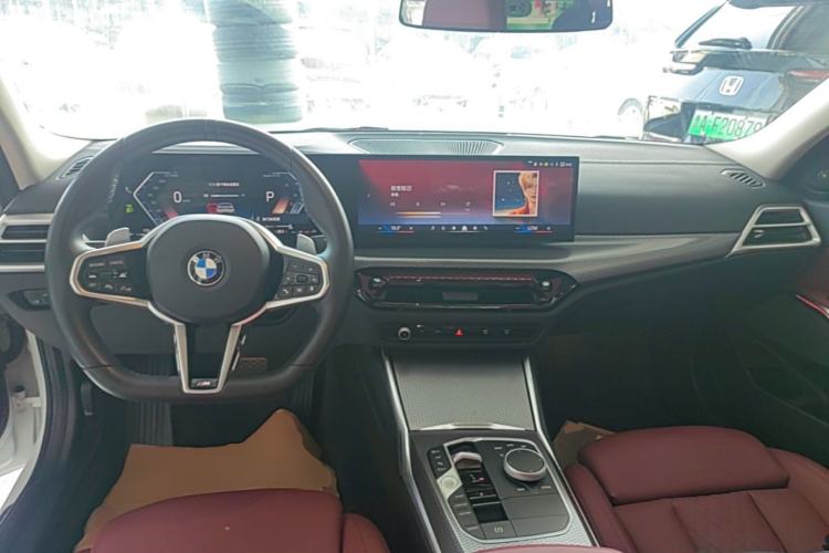Used BMW 3 Series 2025 330Li M Sport Shadowline Package Center Console
