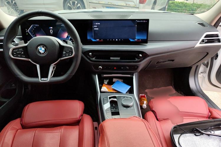 Used BMW 3 Series 2025 325Li M Sport Package Center Console