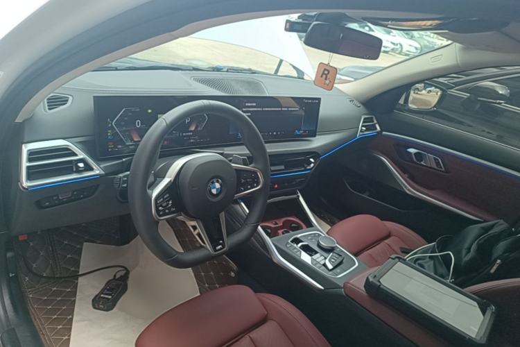 Used BMW 3 Series 2025 325Li M Sport Package Center Console