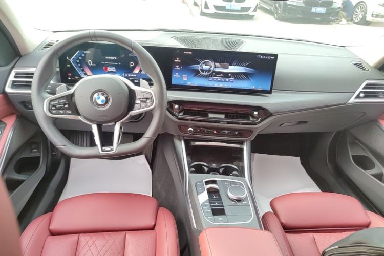 Used BMW 3 Series 2025 325Li M Sport Package Center Console