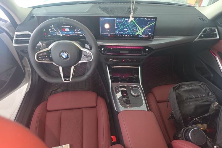 Used BMW 3 Series 2025 330Li M Sport Shadowline Package Center Console