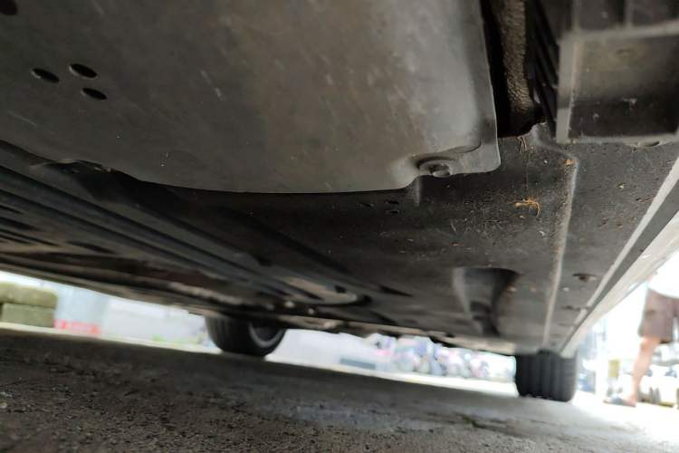 Used BMW 3 Series 2025 330Li M Sport Shadowline Package Chassis Front Left