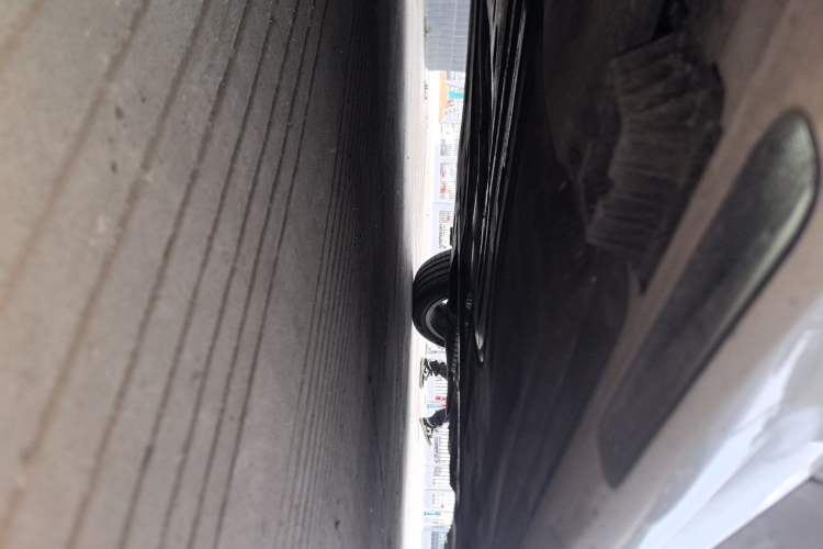 Used BMW 3 Series 2025 325Li M Sport Package Chassis Front Left