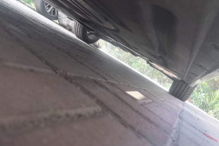 Used BMW 3 Series 2025 325Li M Sport Package Chassis Front Left