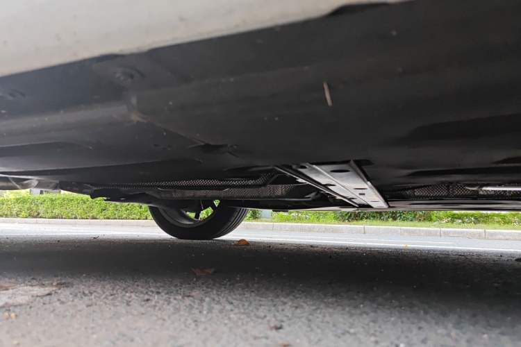 Used BMW 3 Series 2025 325Li M Sport Package Chassis Front Left