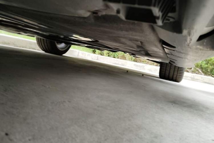 Used BMW 3 Series 2025 330Li M Sport Shadowline Package Chassis Front Left