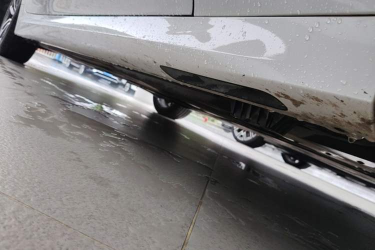 Used BMW 3 Series 2025 325Li M Sport Package Chassis Front Right