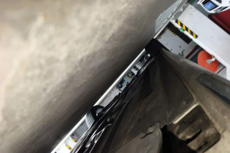 Used BMW 3 Series 2025 325Li M Sport Package Chassis Front Right