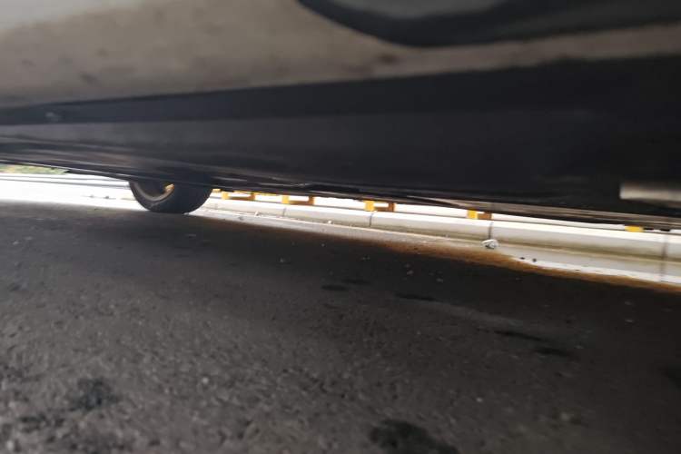 Used BMW 3 Series 2025 325Li M Sport Package Chassis Front Right