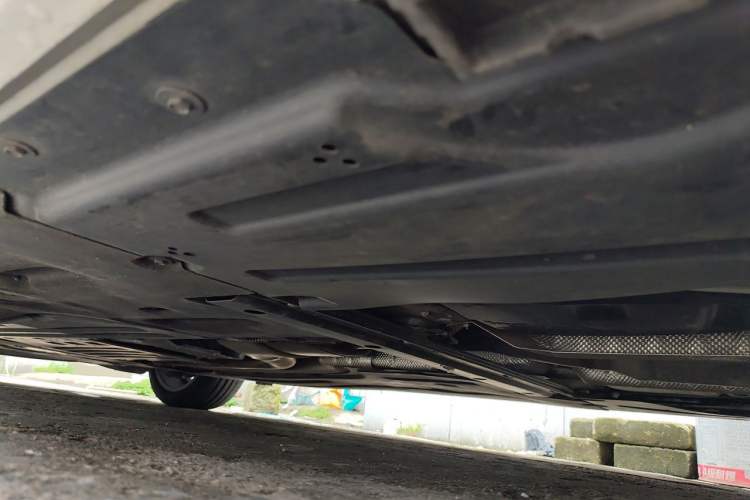 Used BMW 3 Series 2025 330Li M Sport Shadowline Package Chassis Rear Left