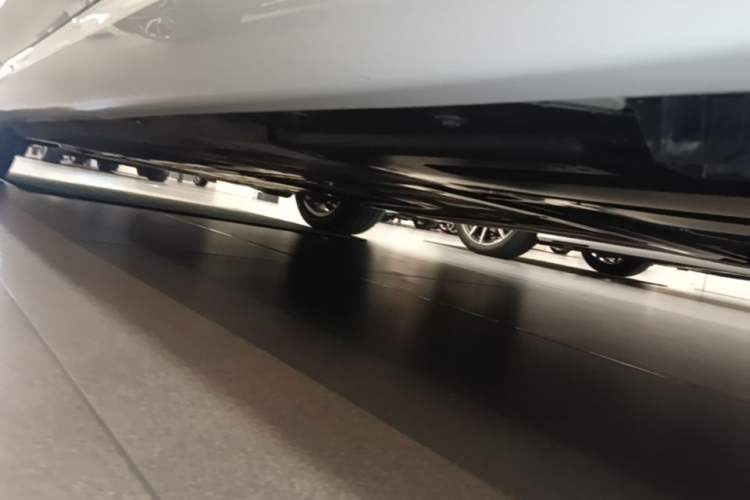 Used BMW 3 Series 2025 325Li M Sport Package Chassis Rear Left