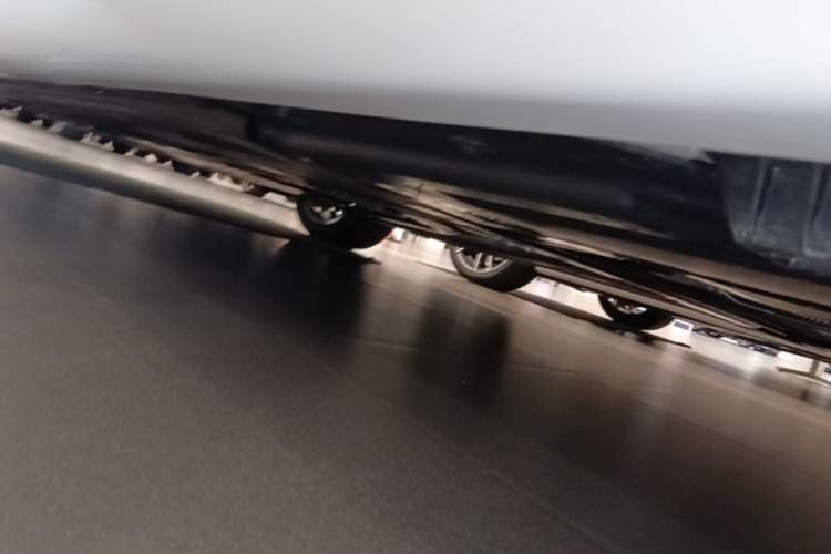 Used BMW 3 Series 2025 325Li M Sport Package Chassis Rear Left