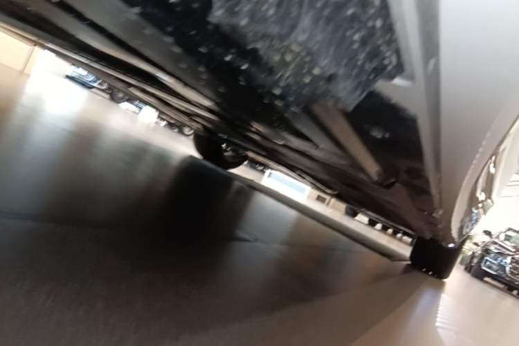 Used BMW 3 Series 2025 325Li M Sport Package Chassis Rear Right