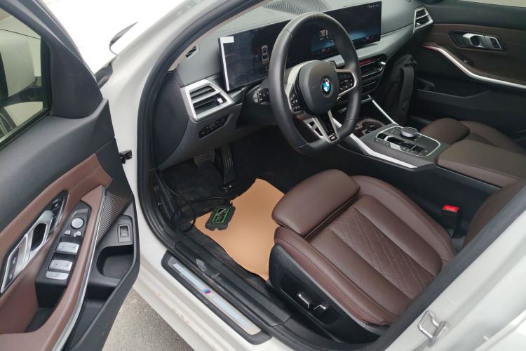 Used BMW 3 Series 2025 325Li M Sport Package Driver Seat