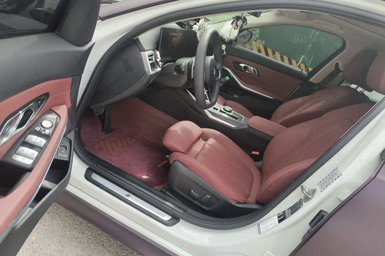 Used BMW 3 Series 2025 325Li M Sport Package Driver Seat