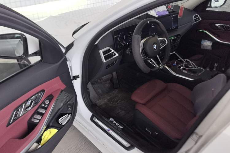 Used BMW 3 Series 2025 325Li M Sport Package Driver Seat