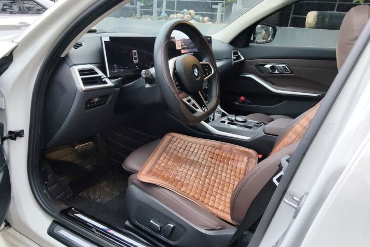 Used BMW 3 Series 2025 325Li M Sport Package Driver Seat