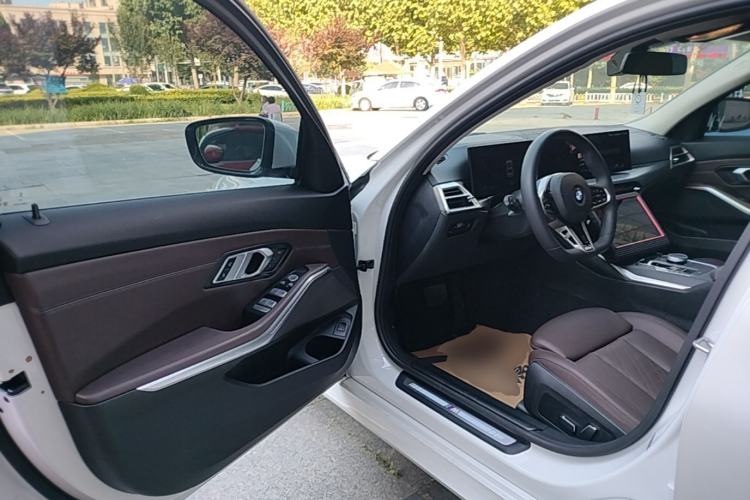 Used BMW 3 Series 2025 325Li M Sport Package Driver Seat