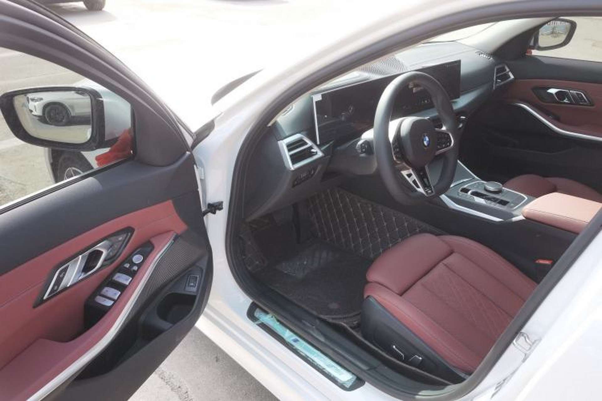 Used BMW 3 Series 2025 325Li M Sport Package Driver Seat