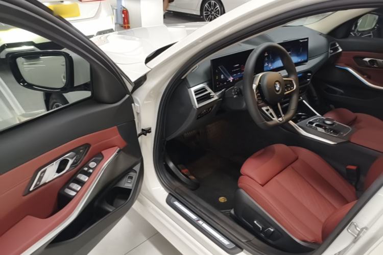 Used BMW 3 Series 2025 325Li M Sport Package Driver Seat
