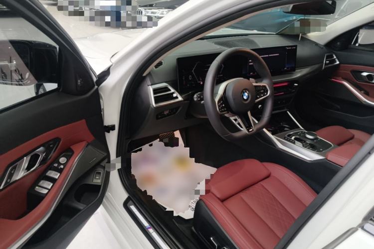 Used BMW 3 Series 2025 330Li M Sport Shadowline Package Driver Seat