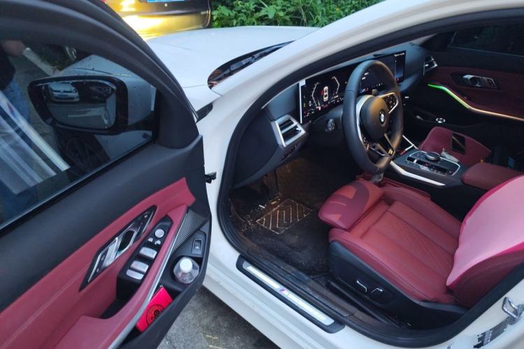 Used BMW 3 Series 2025 325Li M Sport Package Driver Seat