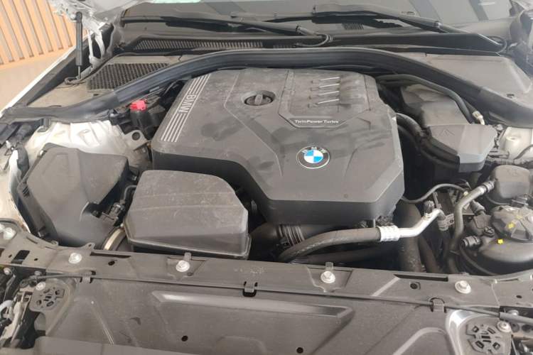 Used BMW 3 Series 2025 330Li M Sport Shadowline Package Engine Bay