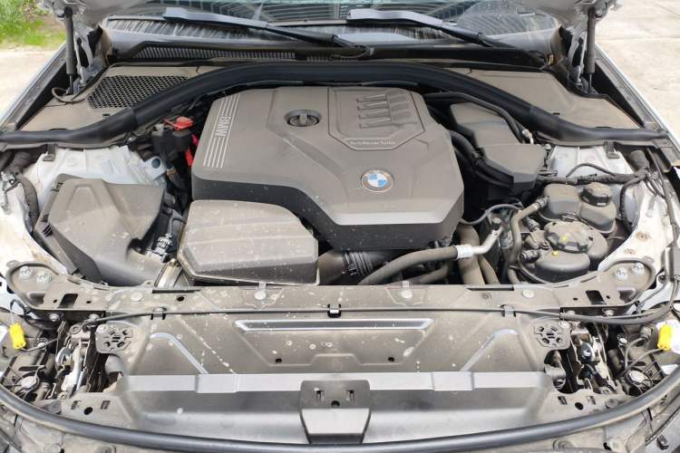 Used BMW 3 Series 2025 330Li M Sport Shadowline Package Engine Bay