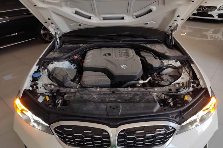Used BMW 3 Series 2025 325Li M Sport Package Engine Bay