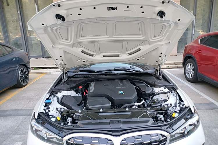 Used BMW 3 Series 2025 325Li M Sport Package Engine Bay