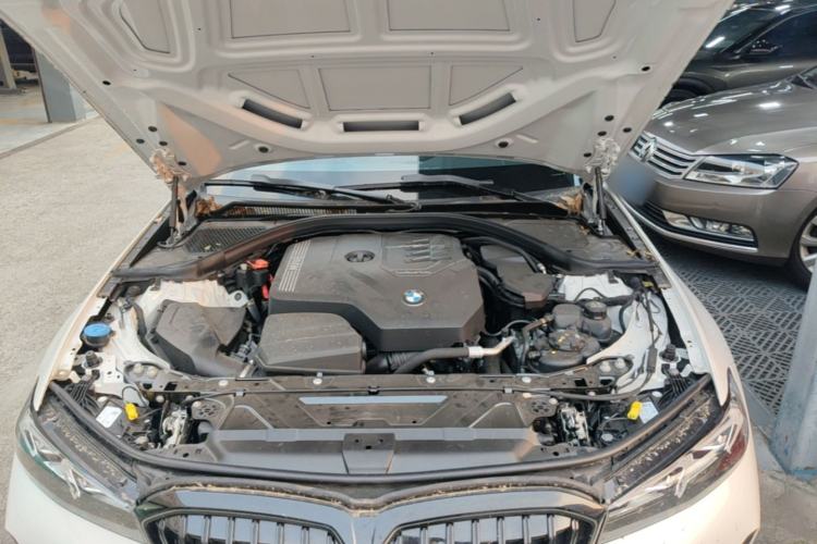 Used BMW 3 Series 2025 330Li M Sport Shadowline Package Engine Bay