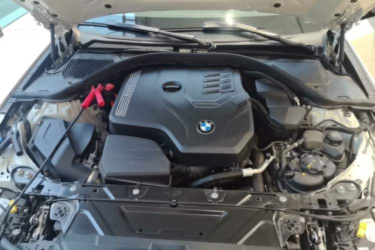 Used BMW 3 Series 2025 330Li M Sport Shadowline Package Engine Bay