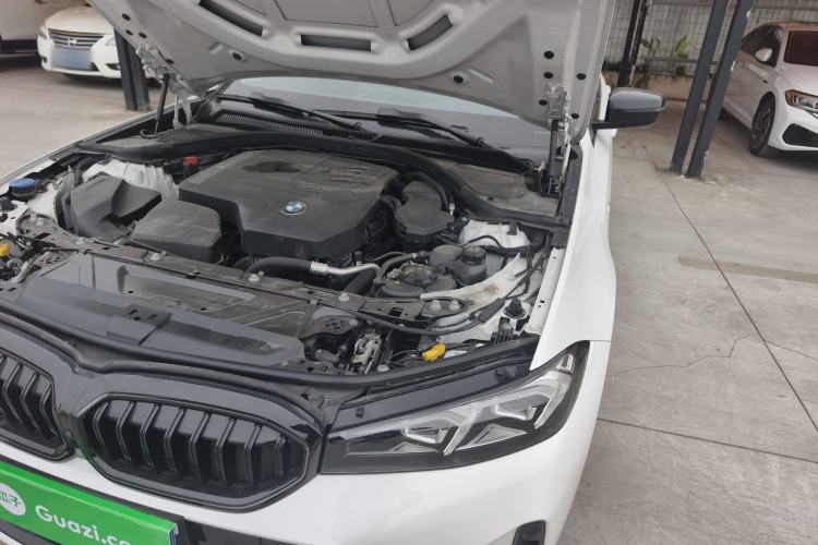 Used BMW 3 Series 2025 330Li M Sport Shadowline Package Engine Bay Left