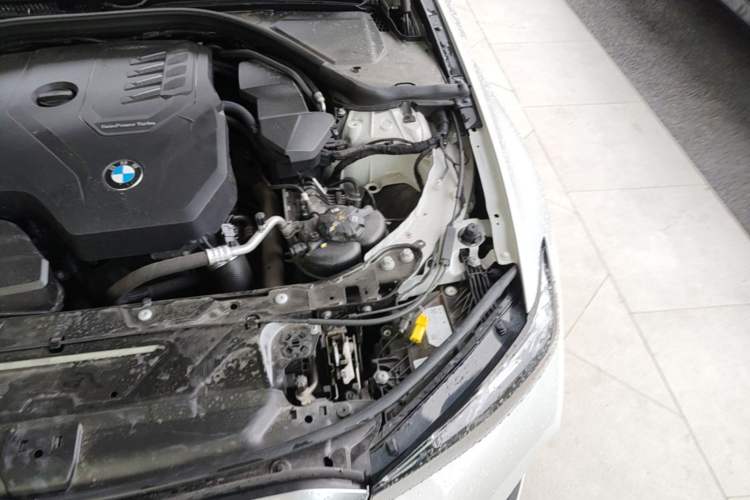 Used BMW 3 Series 2025 325Li M Sport Package Engine Bay Left
