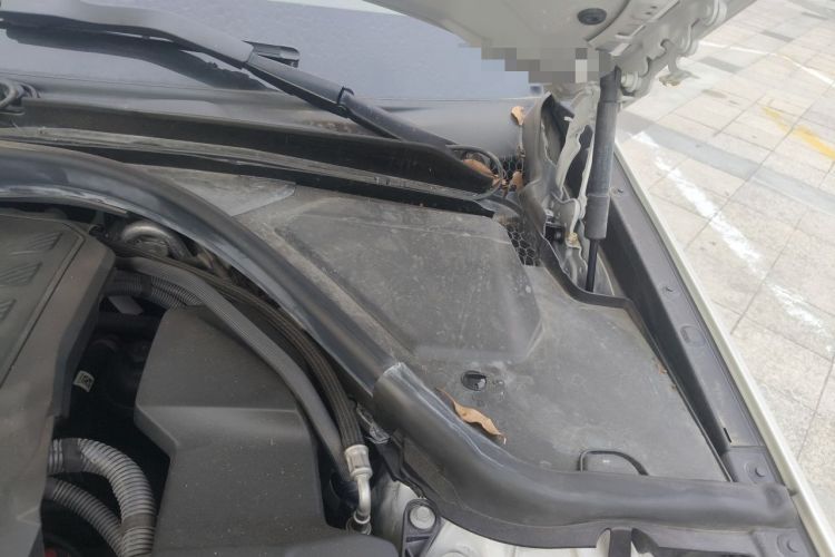 Used BMW 3 Series 2025 325Li M Sport Package Engine Bay Left