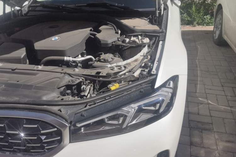 Used BMW 3 Series 2025 325Li M Sport Package Engine Bay Left