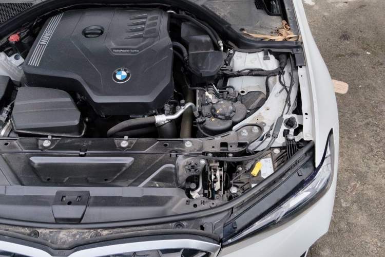 Used BMW 3 Series 2025 325Li M Sport Package Engine Bay Left