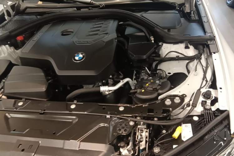Used BMW 3 Series 2025 325Li M Sport Package Engine Bay Left
