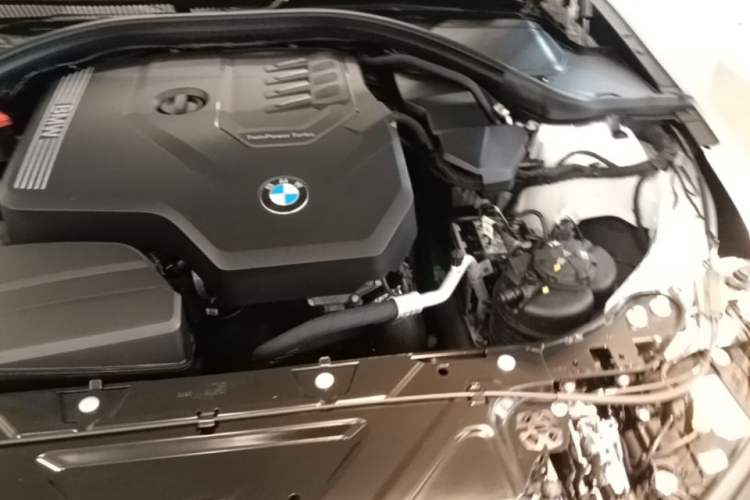 Used BMW 3 Series 2025 325Li M Sport Package Engine Bay Left