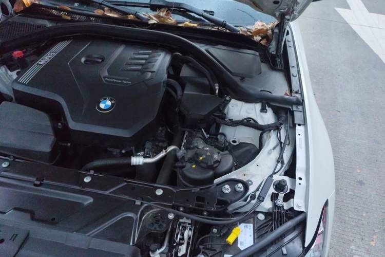 Used BMW 3 Series 2025 325Li M Sport Package Engine Bay Left