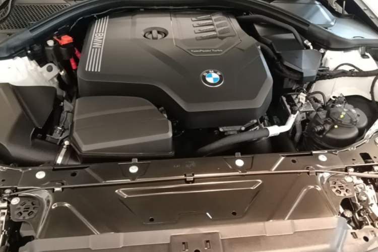 Used BMW 3 Series 2025 325Li M Sport Package Engine Bay