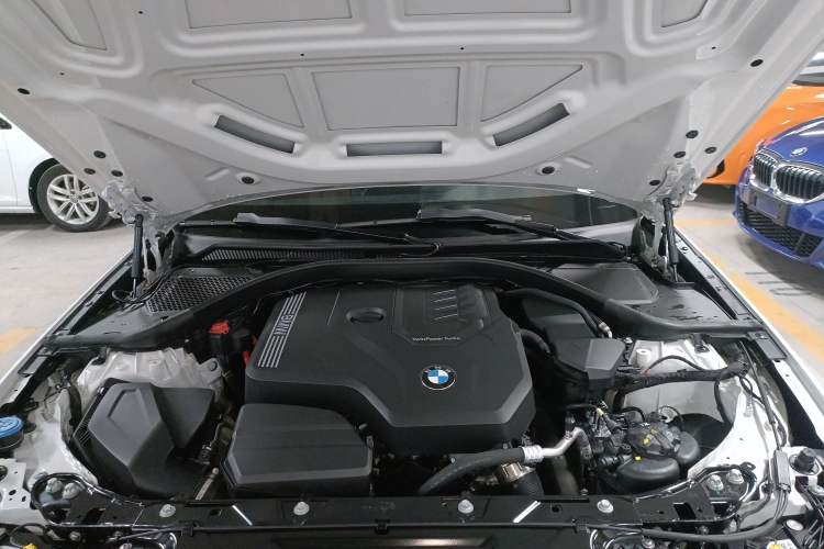 Used BMW 3 Series 2025 325Li M Sport Package Engine Bay