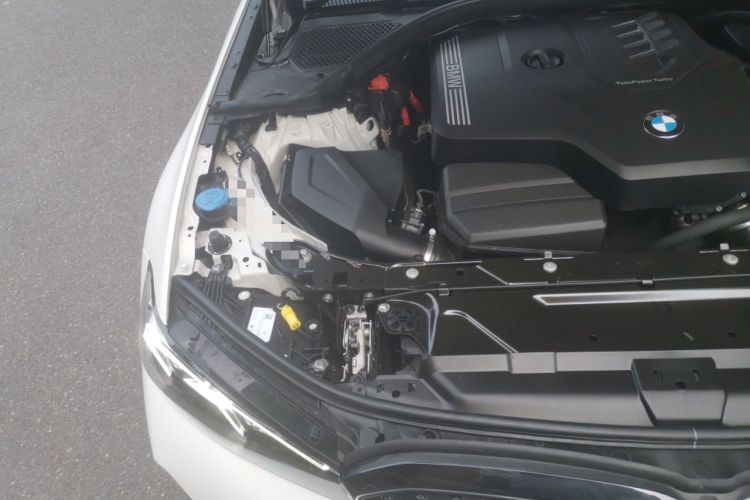 Used BMW 3 Series 2025 325Li M Sport Package Engine Bay Right