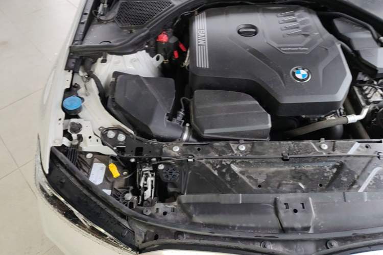 Used BMW 3 Series 2025 325Li M Sport Package Engine Bay Right